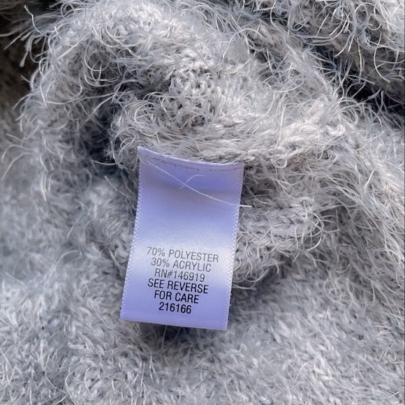Candies Y2K Cropped Eyelash Sweater Light Gray Women’s Size Small Fluffy Cozy - Picture 7 of 9